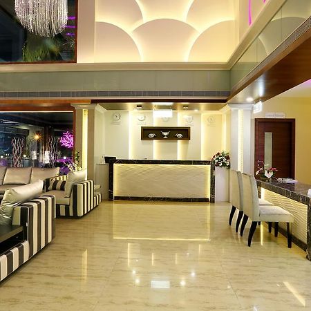 Hotel Moonlit Regency Thodupuzha Экстерьер фото